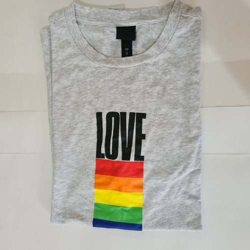 Remera H&m - Talle S - Gris Con Colores Arco Iris. Hermosa!