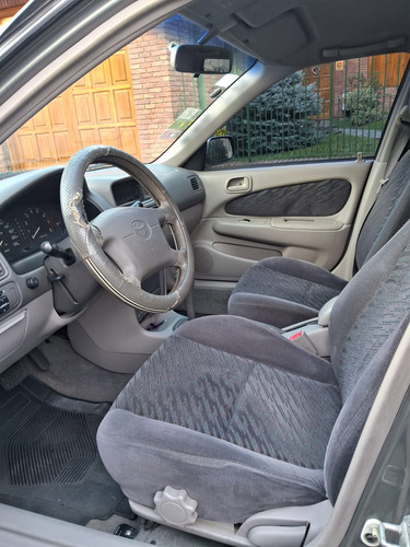 Toyota Corolla 1.8 Xei At