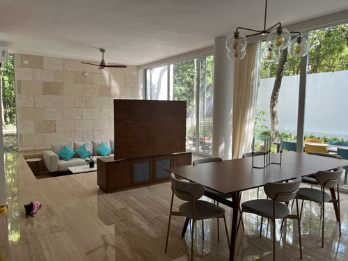 Imagen 2 de 19 de Preciosa Casa A Estrenar En Playa Del Carmen