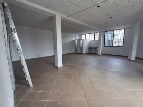 Bodega En Arriendo Ubicada En Medellín Sector Guayabal (26184).