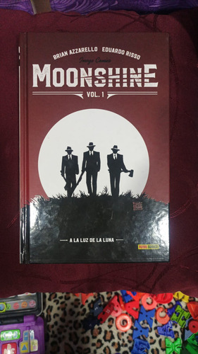 Moonshine. Vol 1. Brian Azzarello. Eduardo Risso.
