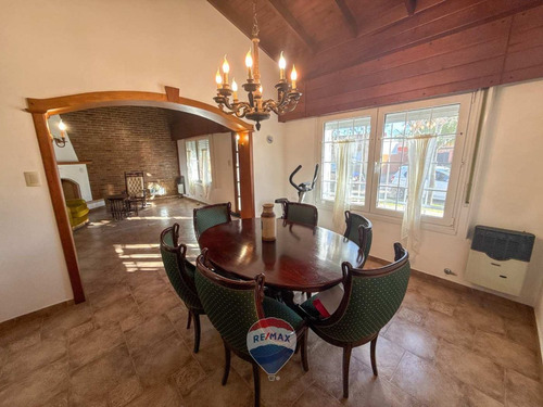 Casa En Venta 5 Ambientes - San Antonio De Areco