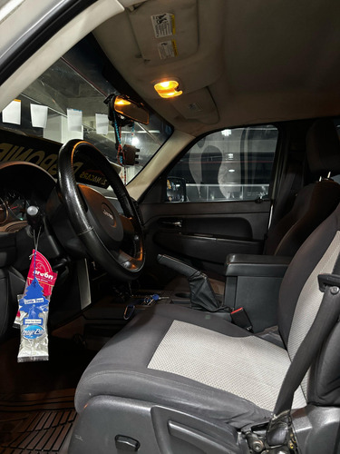 Jeep Cherokee Año 2009