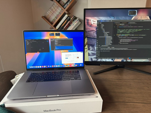 Macbook Pro (16 Pulgadas, Intel Core I7, 512 Gb Ssd, 16 Gb ) (Usado)