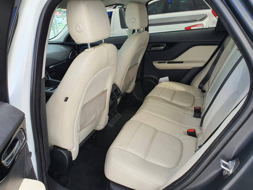 Jaguar F-pace 2.0 16v Turbo Diesel Prestige Awd 4p