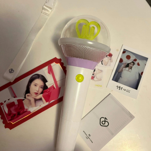 A Lámpara De Mano Kpop Iu Concert 3.0 Lightstick Con