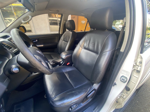 Toyota Fortuner 2.7 Sr5 4X2