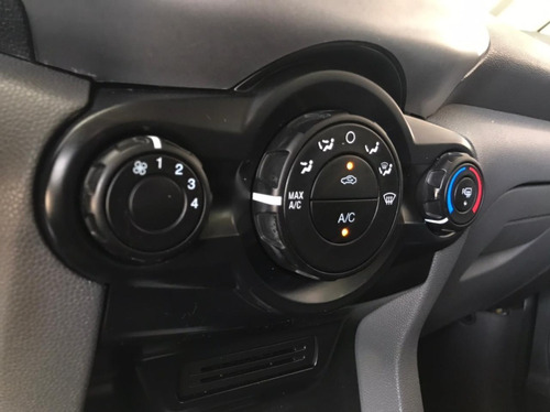 Imagem 3 de 10 de Ford Ecosport 1.6 Se Manual 2017