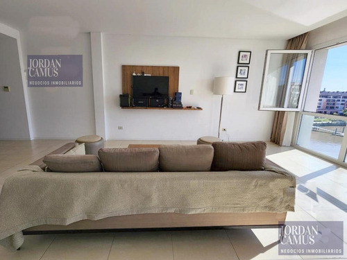 Imagen 3 de 10 de Loft En Bahía Grande Oportunidad Venta!