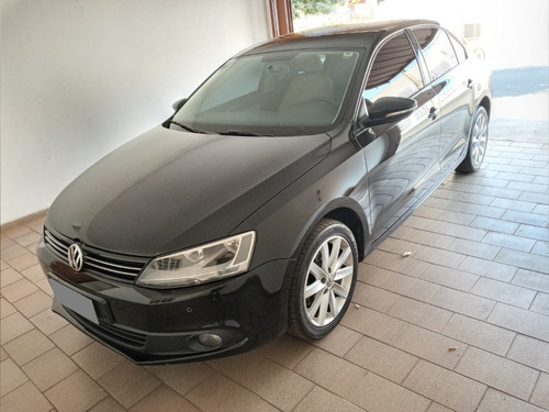 Imagem 2 de 13 de Volkswagen Jetta - 2012/2013 2.0 Comfortline (flex)