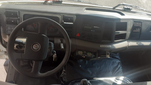 Imagem 6 de 13 de Vw 13 190 + Cabine 22 Lugares 2015/2016 Único Dono