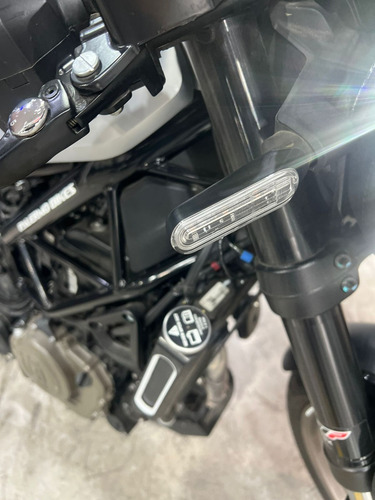 Husqvarna Vitpilen 401 Año 2021 Mg Bikes