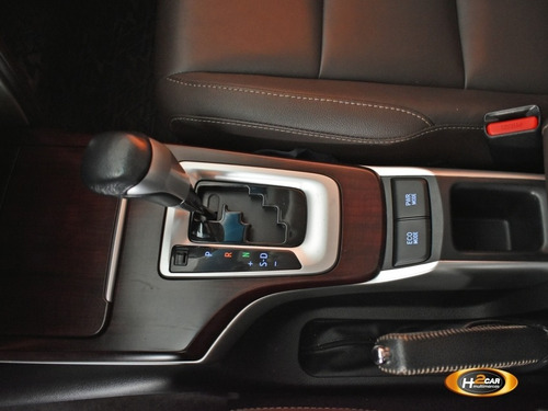 Imagem 13 de 14 de Hilux Sw4 7 Lugares