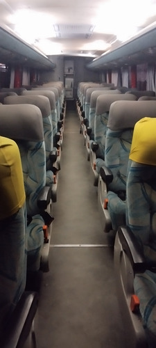 Ônibus Com 46 Lugares Com Encosto De Pernas Ar Condicionado