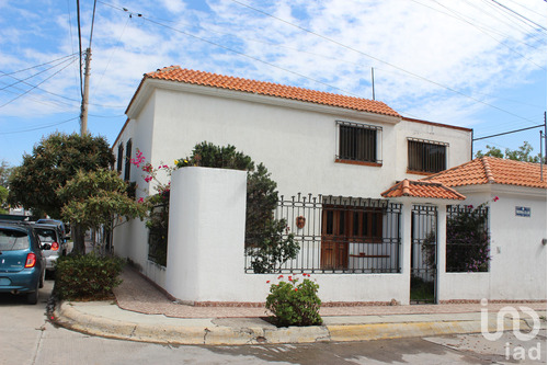 Venta Casa 3 Ambientes Lomas 3a Secc