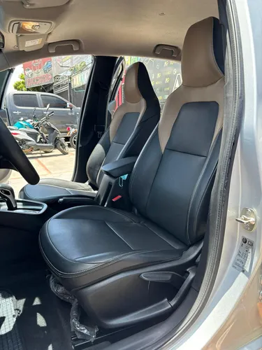 Chevrolet Onix PREMIER HB 1.0 AT