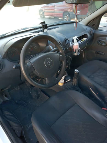 Renault Logan 1.6