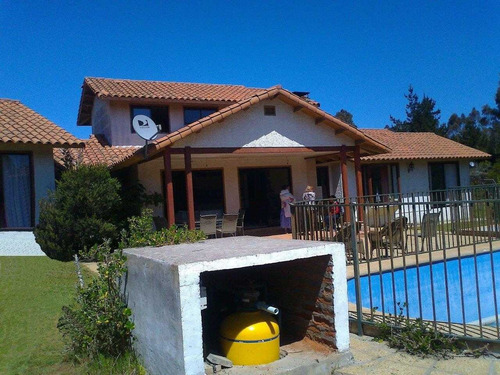 Imagen 1 de 17 de Se Arrienda Parcela En Algarrobo Con Quincho/juegos/piscina