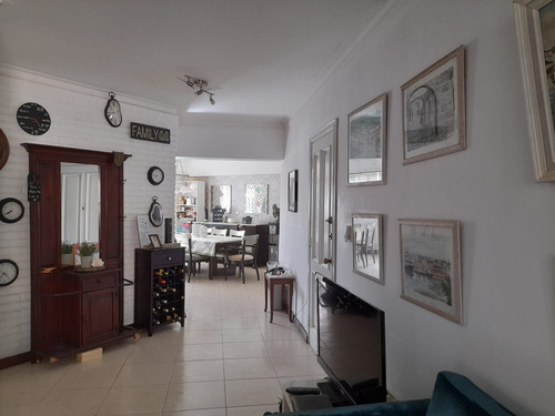 Imagen 4 de 14 de Apartamento Penthouse En Venta En Evaristo Morales, Próximo Piantini, Cercano A Sectores Como Naco, Serralles, Paraiso, El Millon, Santo Domingo