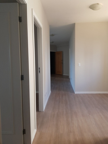 Imagem 21 de 23 de Lindo Apartamento, 3 Quartos Uma Suíte, No Cristo Rei .