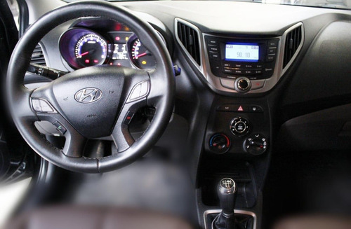 Imagem 6 de 10 de Hyundai Hb20s 1.6 Comfort Plus