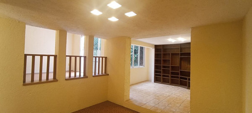 Imagen 6 de 30 de Cálida Y Amplia Casa En Venta - Condominio Privado En Cuajim