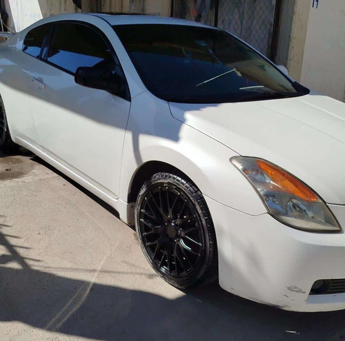 Nissan Altima Coupe 2.5S