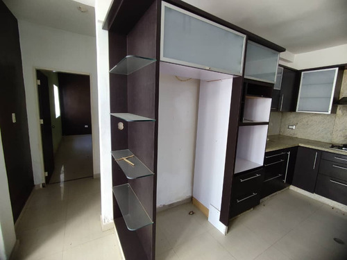 Imagen 6 de 12 de Hermosa Casa En La Mantuana // 04146878567
