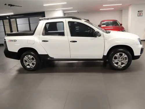 Renault Duster Oroch Zen Turbo Mecanico 2023