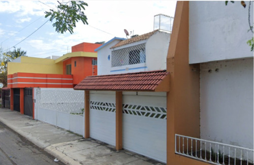 Casa En Venta Av. Paseo Floresta Pte. Floresta Veracruz/ Recuperacion Bancaria Laab2