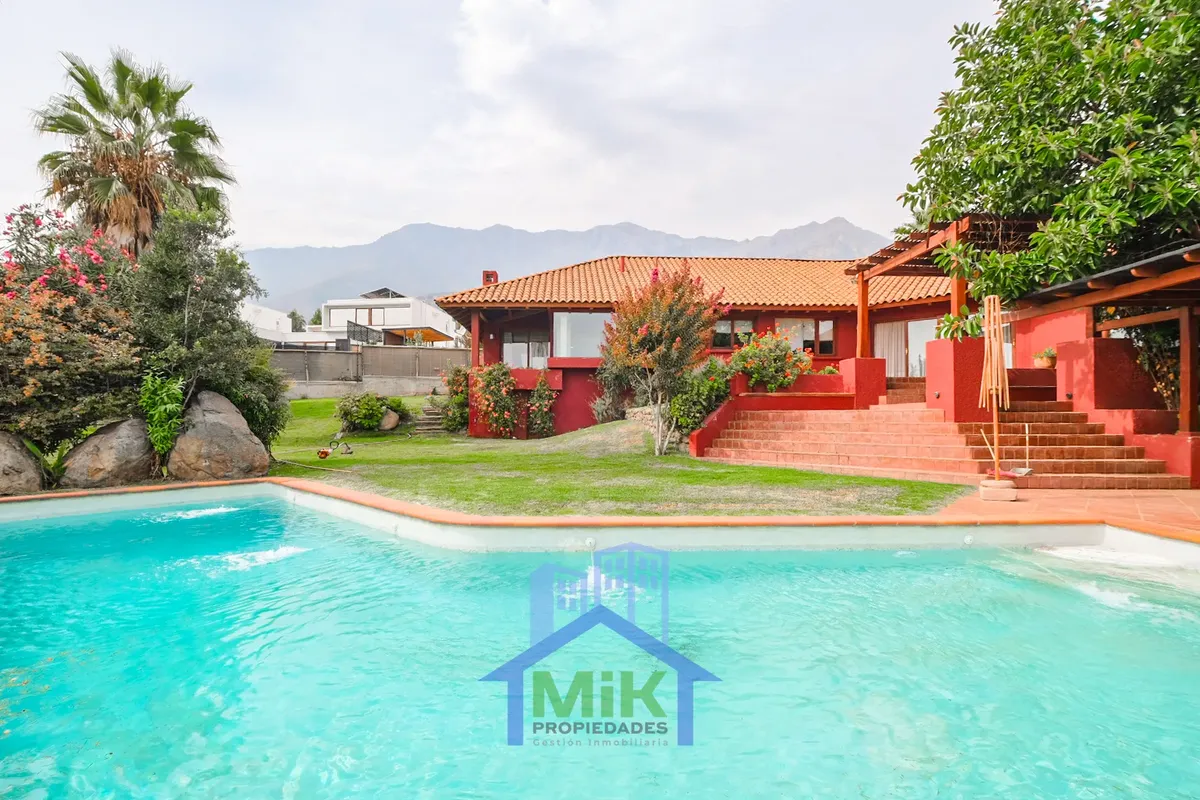 Imagen 1 de 29 de Arriendo Casa En Condomio Arboretum - Con Vista Panorámica