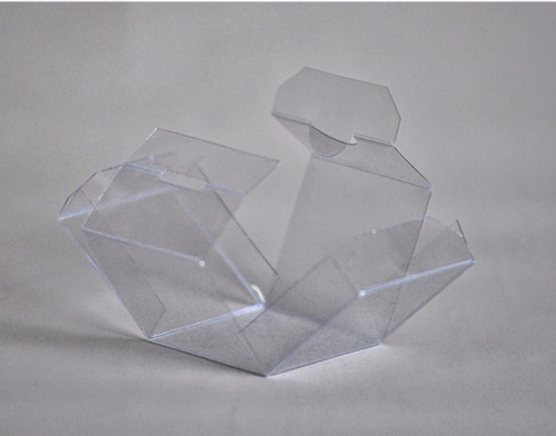 Imagen 2 de 5 de Caja Cubo Pvc Cristal 6x6x6 Cm (x50 U.) Souvenir Macarons Cookies Bombones Huevo Acetato - 102c Bauletto