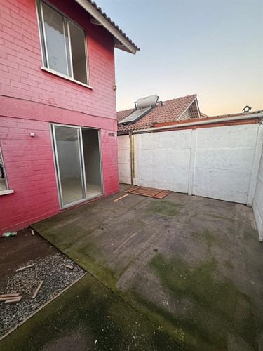 Hermosa Propiedad Dentro De Condominio Bajo Gasto Comun
