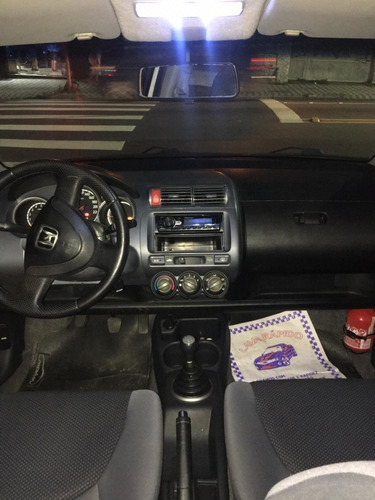 Honda Fit 2006 Lx 1.4 8v