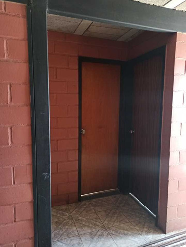 Imagen 8 de 15 de Casa Venta Urb. Araguaney Palo Negro. Libertador