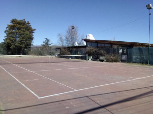 Imagen 2 de 20 de Complejo Con Cancha De Tenis Y Local Gastronómico En Sierras De Córdoba - Tanti - Oportunidad!