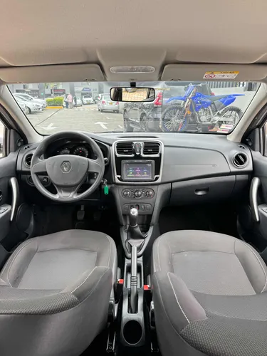 Renault Logan Expression