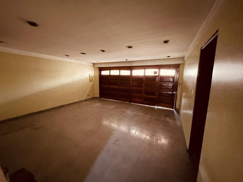 Imagen 18 de 30 de Excelente Casa Con Piscina En Venta - Lomas De Zamora