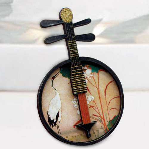 Casa De Muñecas En Miniatura Con Instrumento Musical Yueqin