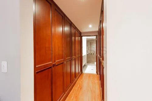 Apartamento En Venta En Chico Reservado. Cod V3984