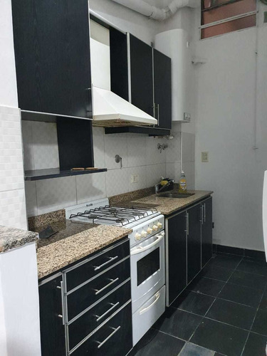 3 Amb. C/patio Ideal Pers. C/ Movi. Reduc