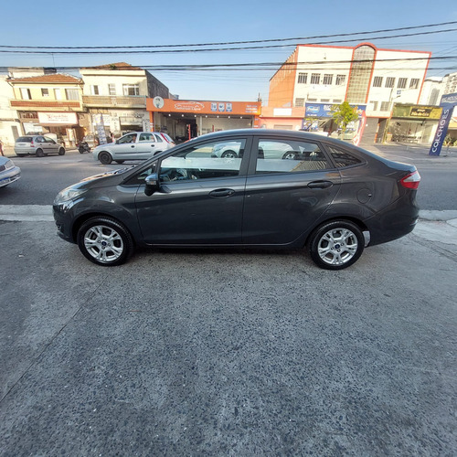Ford Fiesta Sedan 1.6 16v Se Flex Powershift 4p
