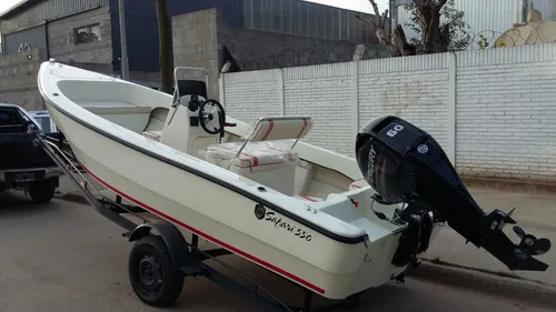 Bermuda Safary 5,5 M Mercury 40 Hp 3 Cilindros Elec/automix