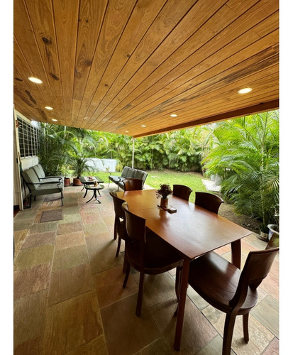 Venta De Apartamento Pb En El Country Club