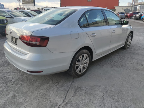 Imagen 6 de 14 de Volkswagen Jetta 2018 2.0 Tiptronic At