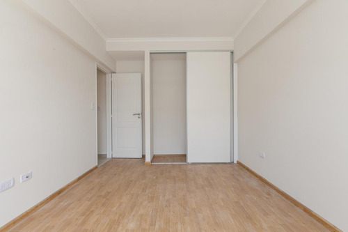 Imagen 5 de 10 de Departamento 3 Ambientes En Caseros