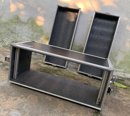 Hard Case Periféricos 4u Rack Padrão 19 Base 20cm Tampa 05cm Preto (Usado)