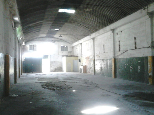 Imagen 3 de 6 de Gran Local Industrial!! 566 Mts! J.j. Rousseau!