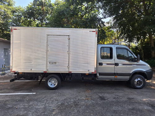 Iveco 70c16 Hd Cabine Dupla - 2011 Com 166.664 Km + Bau
