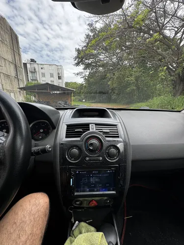 Renault Megane 2 2.0 Dynamique Hb